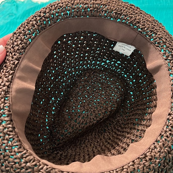 Ladies Hat - Picture 6 of 6